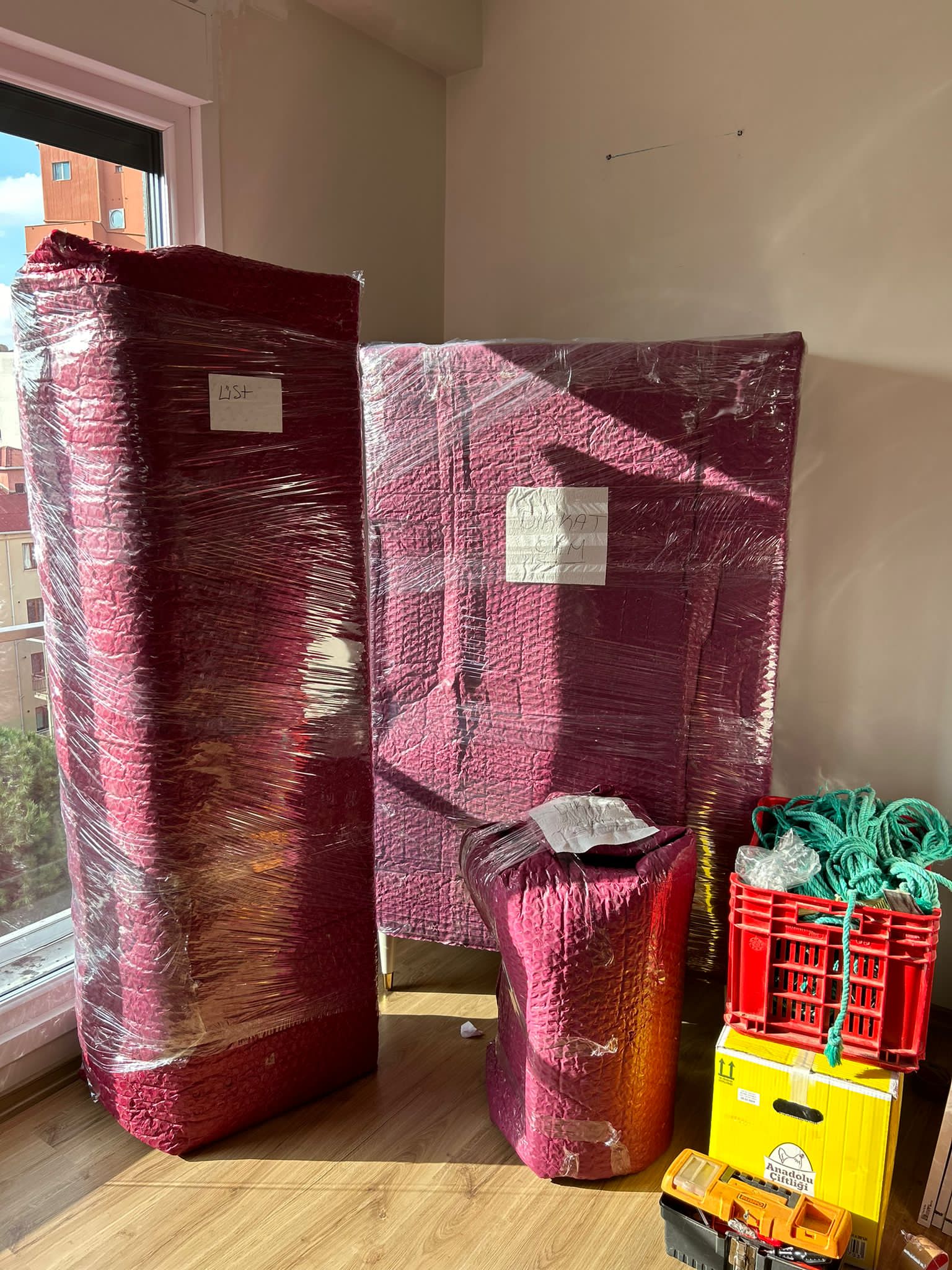 Konsol Ve Gümüşlük  görseli